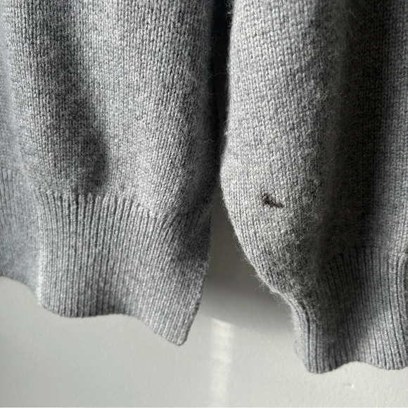Cashmere and wool blend grey sweater with cable knit braid in  the‎ back small - Picture 6 of 8